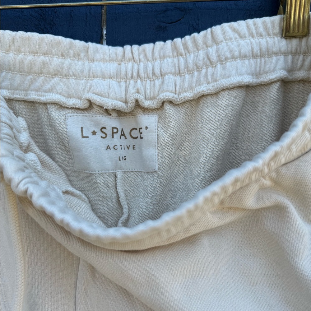 L*SPACE off white sweat pants size Large